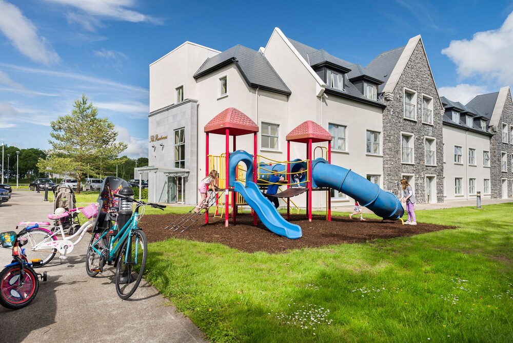 Childrens Play Area - Outdoor