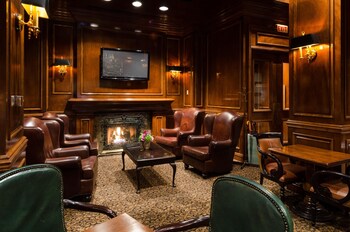Hotel Lounge