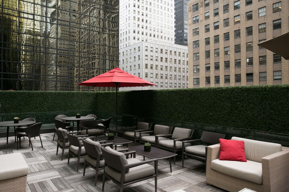 Executive Lounge