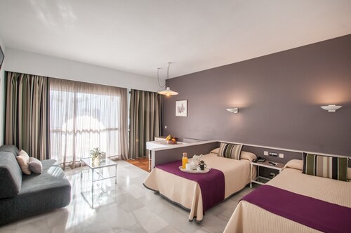 Hotel PYR Marbella