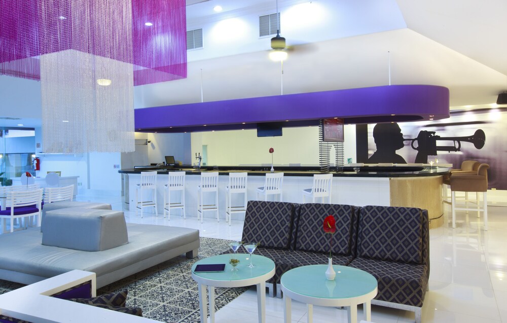 Hotel Lounge
