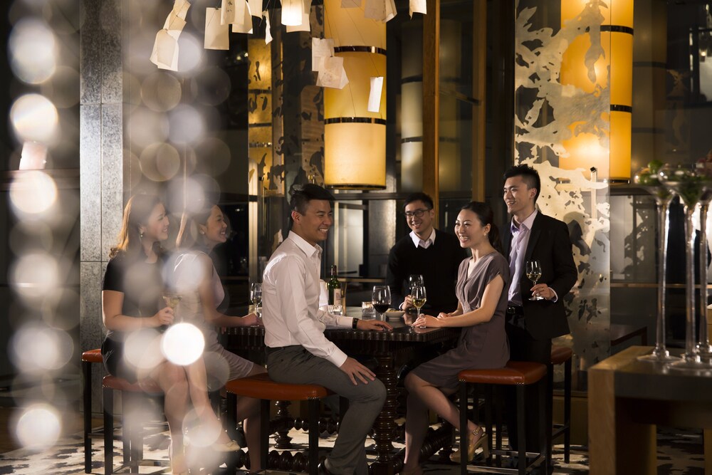 Hotel Lounge