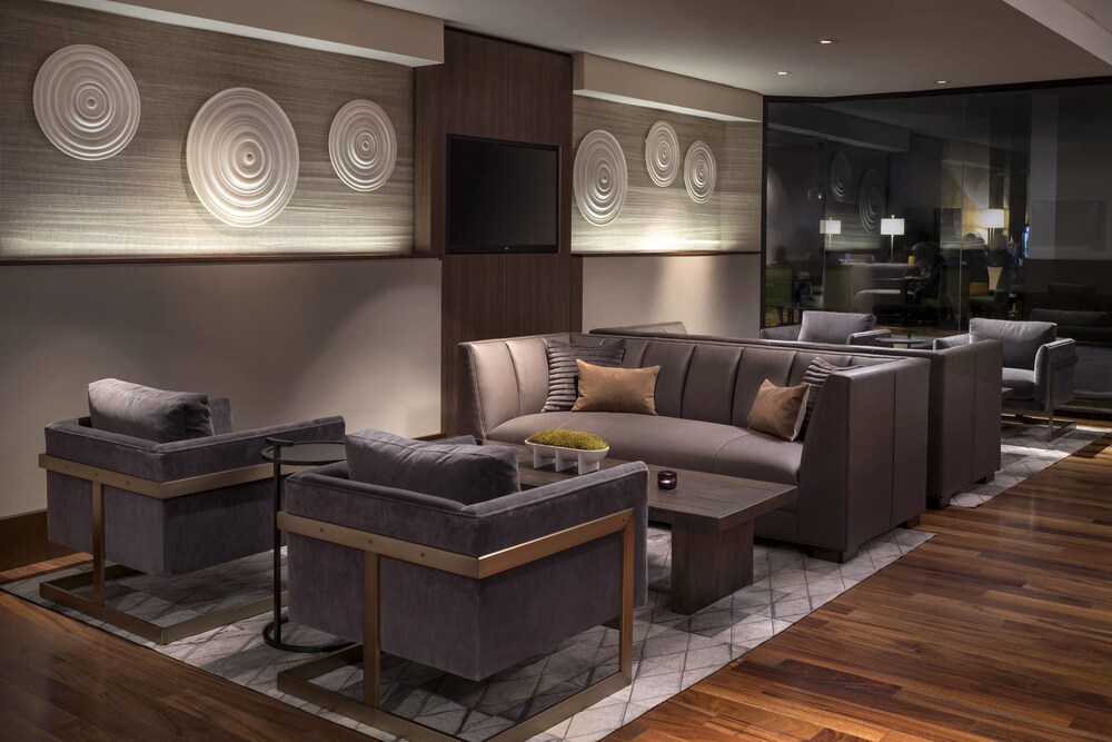 Executive Lounge