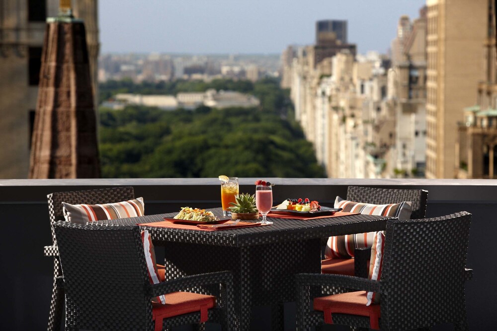 Sundeck