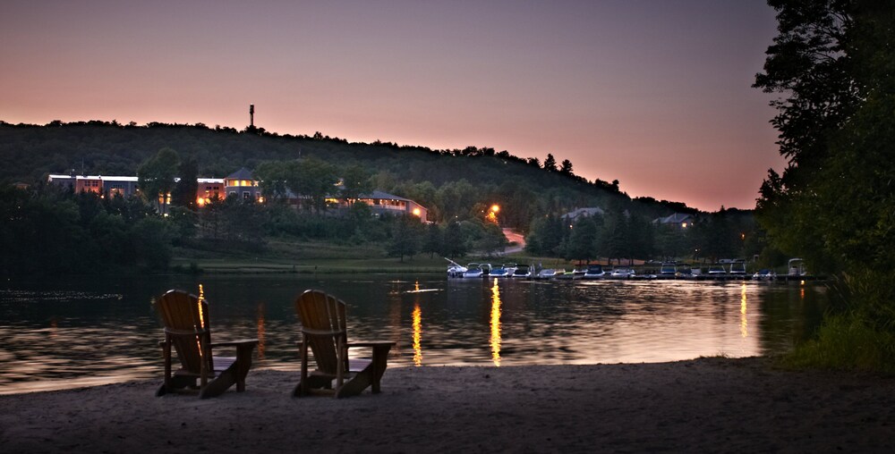 Lake View