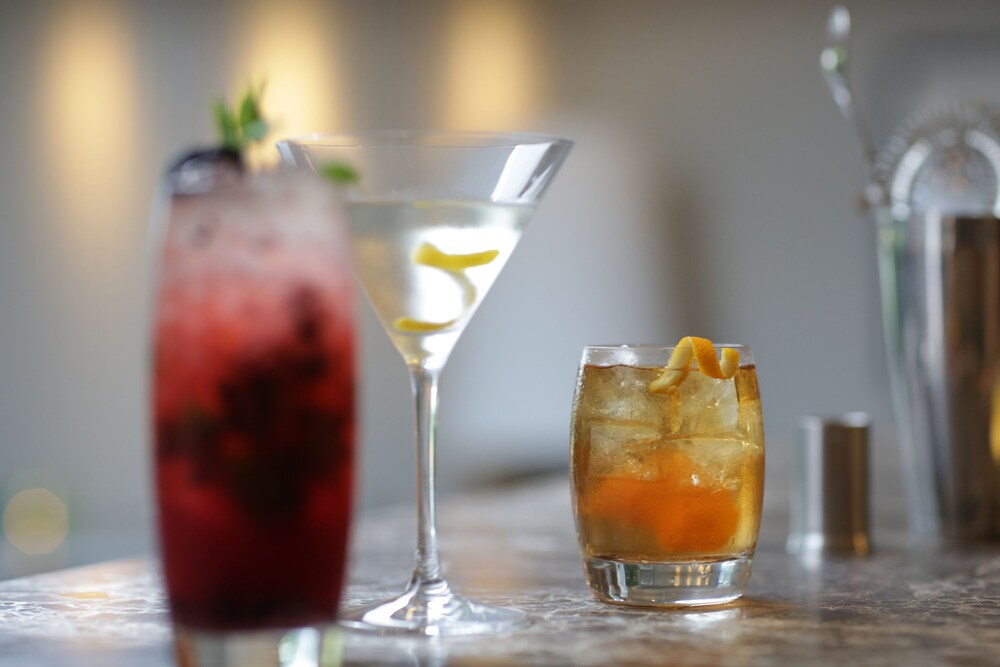 Hotel Bar