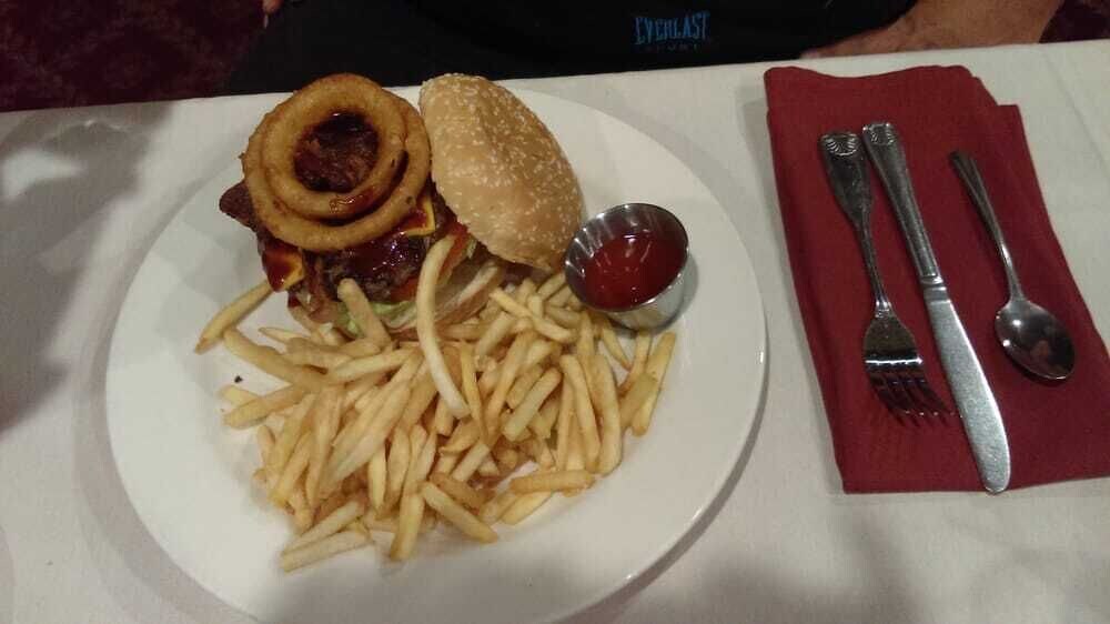 Food Court
