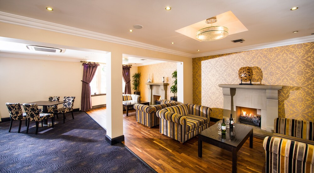 Hotel Lounge