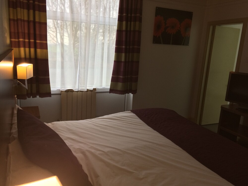 Guestroom