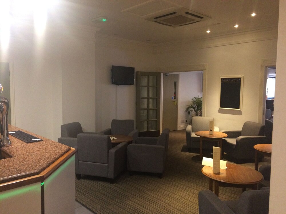 Hotel Lounge