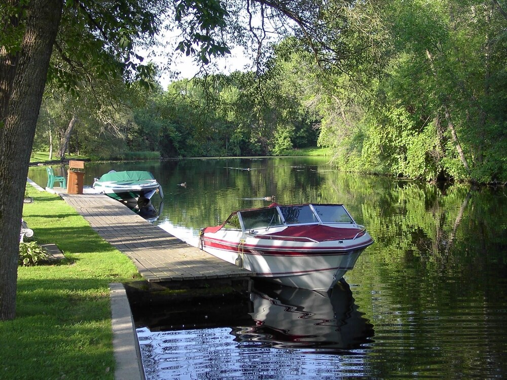 Dock
