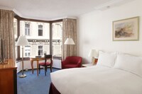 Classic Room, 1 Queen Bed (Street view)