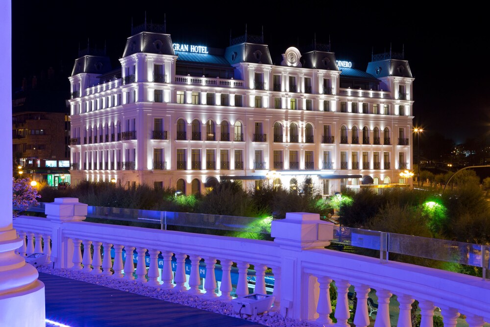 Hotel Front - Evening/Night