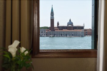 Guestroom View