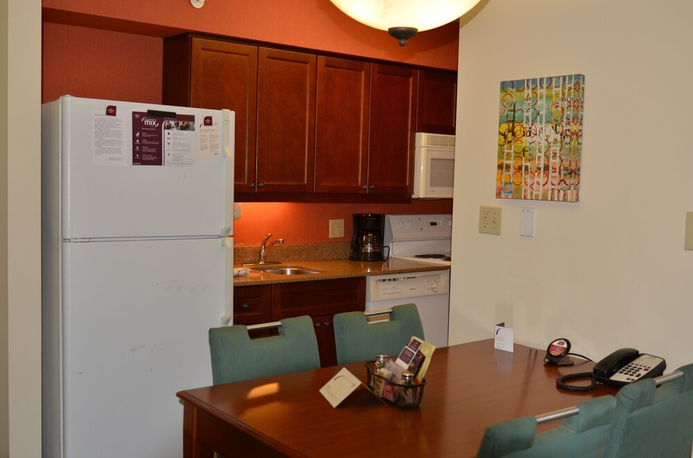 Studio, 1 King Bed with Sofa bed - In-Room Kitchen