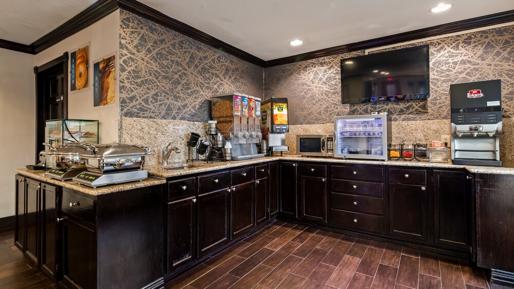 In-Room Kitchen