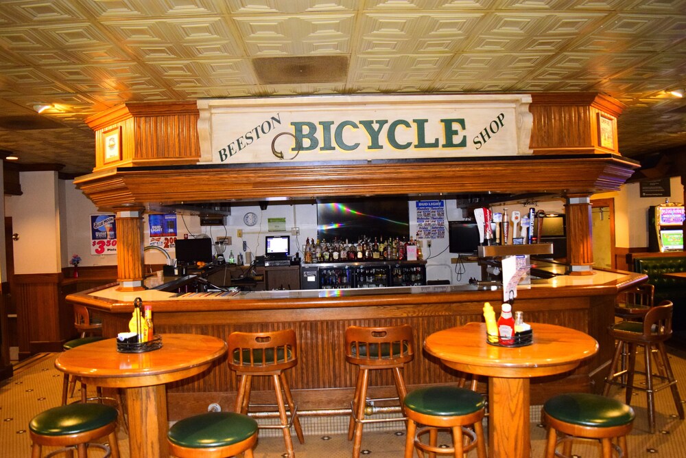Hotel Bar