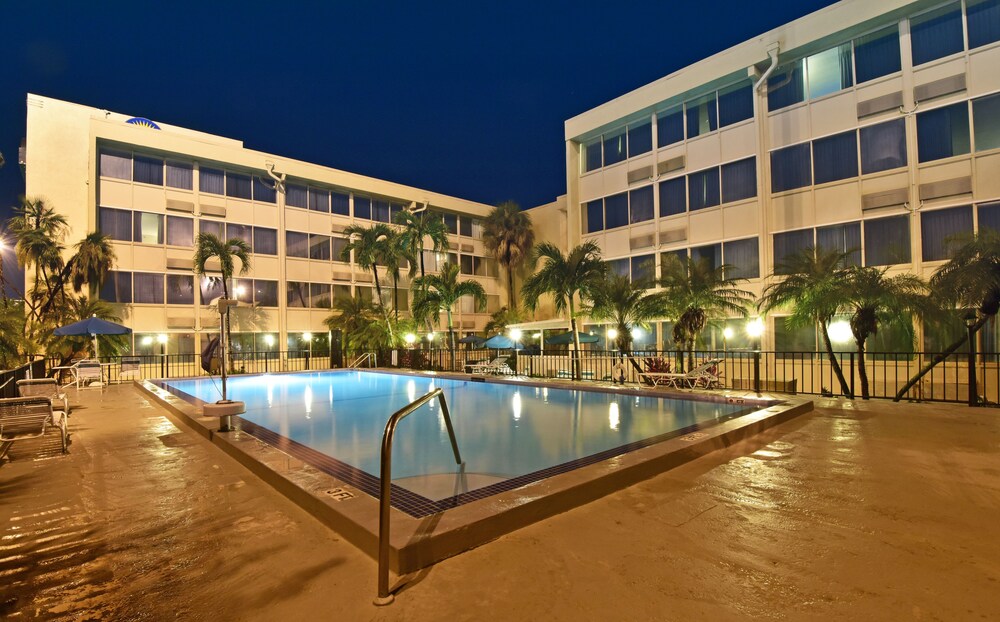 Utomhuspool