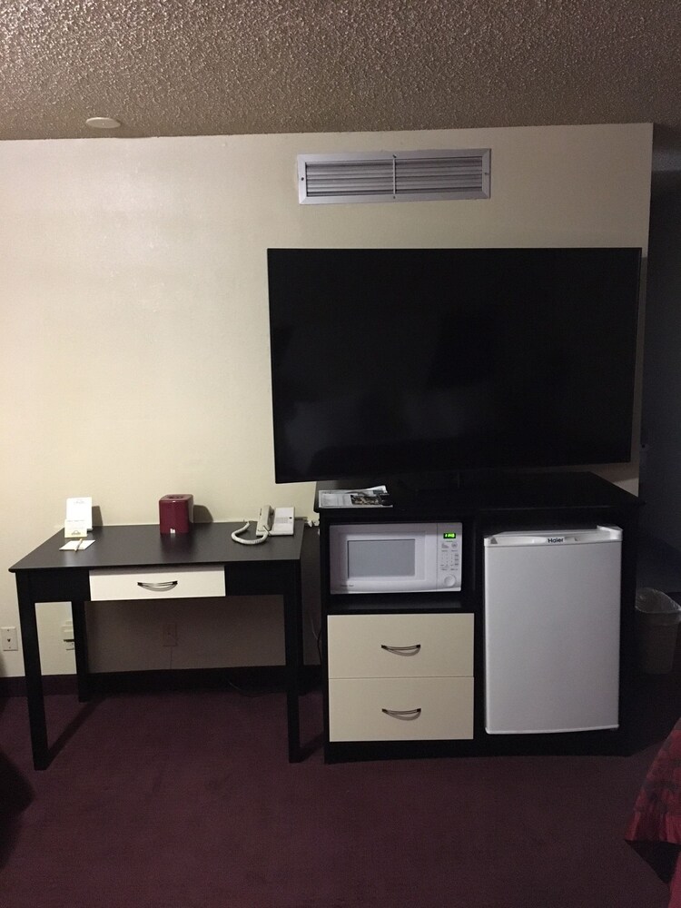 Mini-Refrigerator