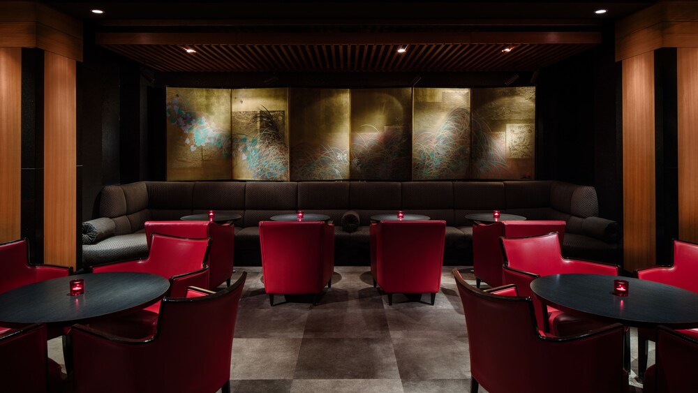 Hotel Bar