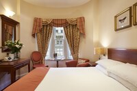 Standard Double Room (Princes Street View)
