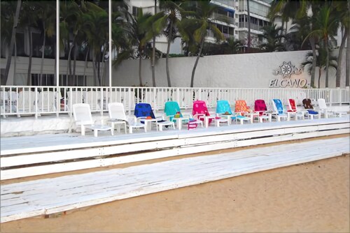 Sundeck