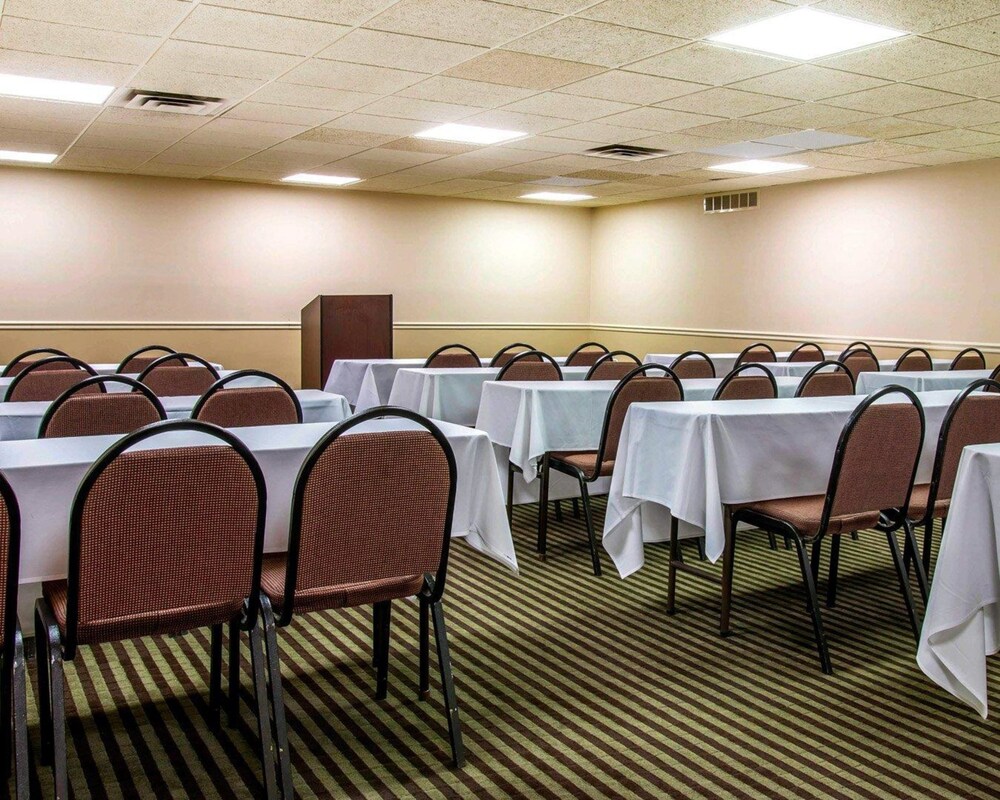 Meeting facility, Comfort Inn Livonia