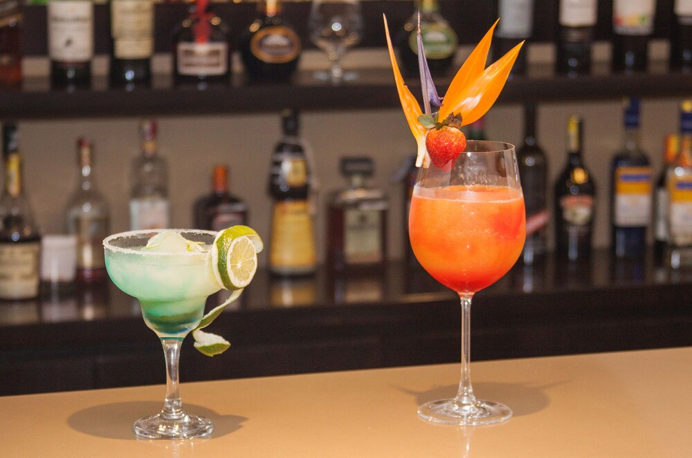 Hotel Bar