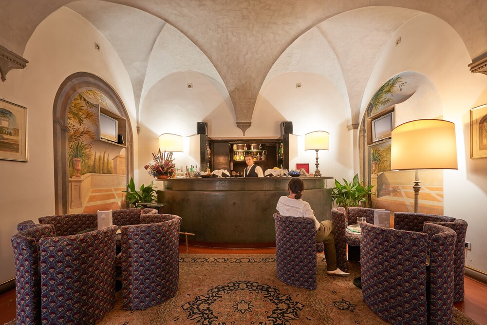 Hotel Lounge