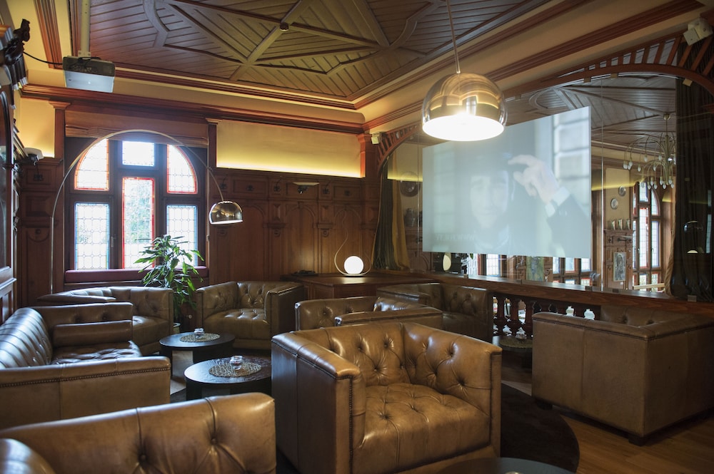 Bar-salon de l'hôtel