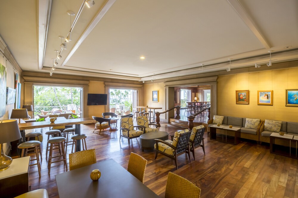 Hotel Lounge