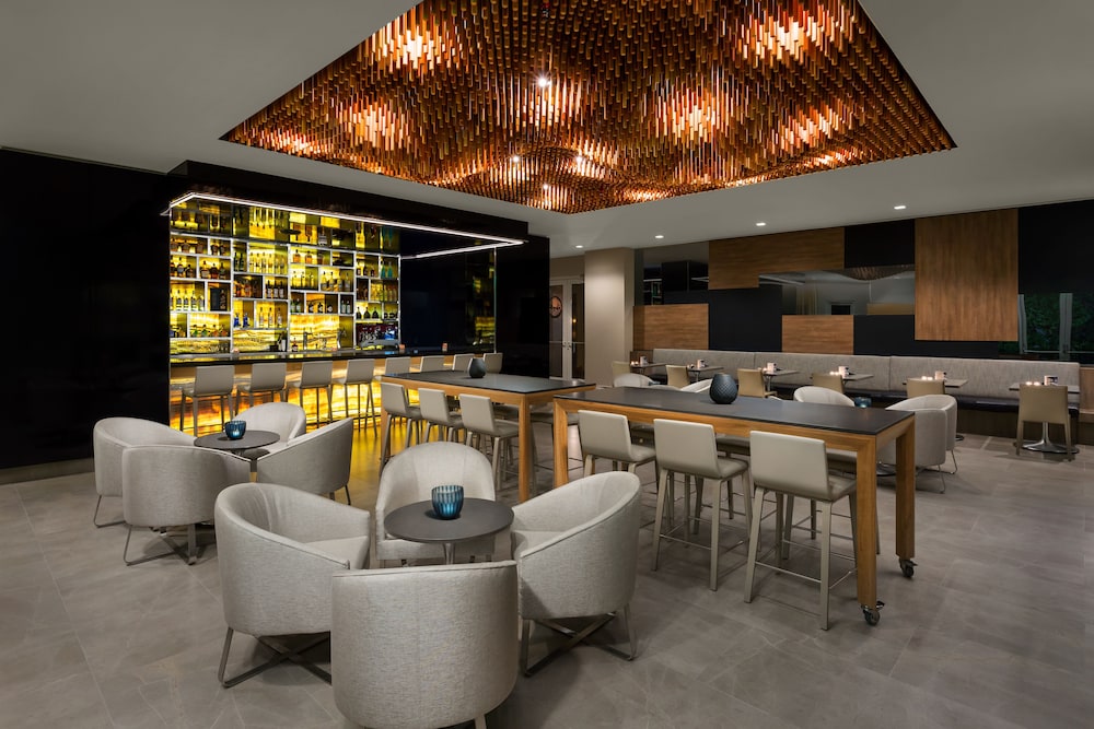 Hotel Lounge