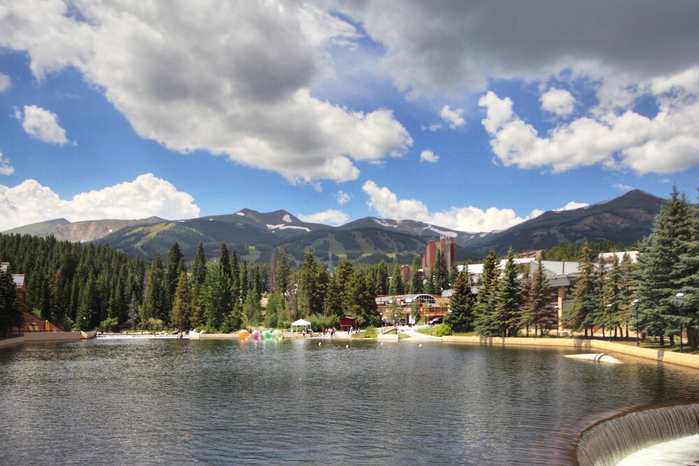 Lake View