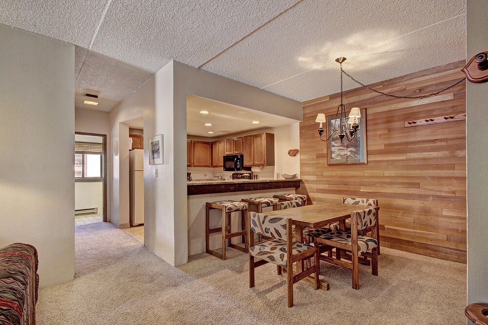 Condo, 1 Bedroom - In-Room Dining
