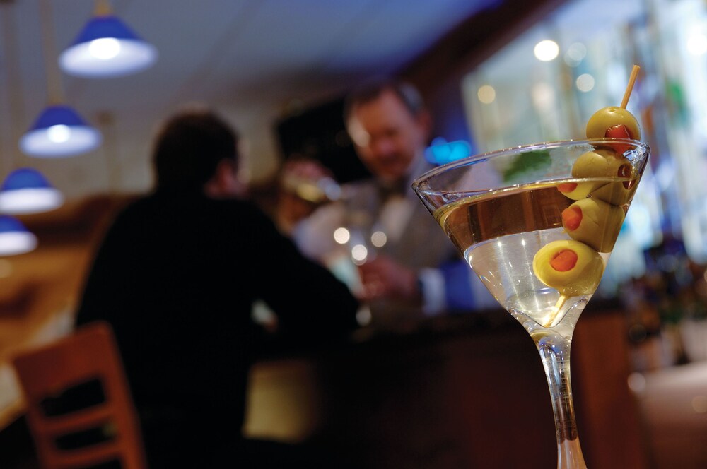 Hotel Bar
