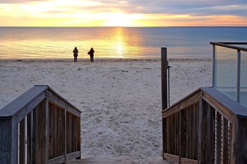 Beach/Ocean View