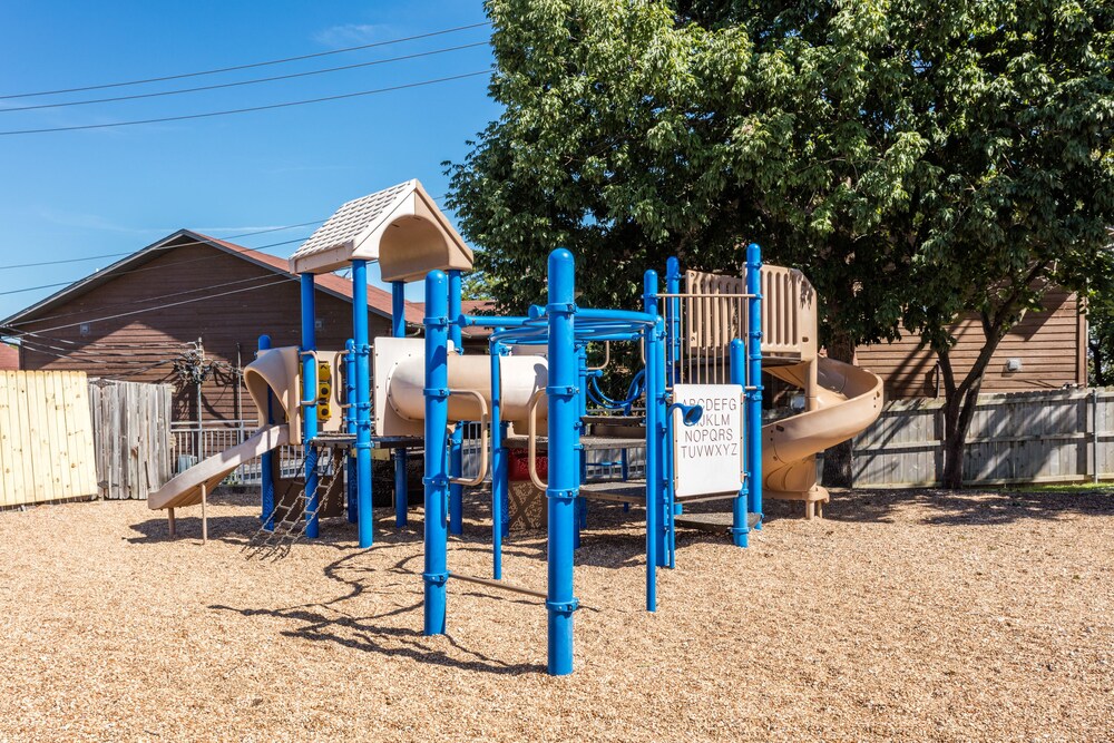 Childrens Play Area - Outdoor