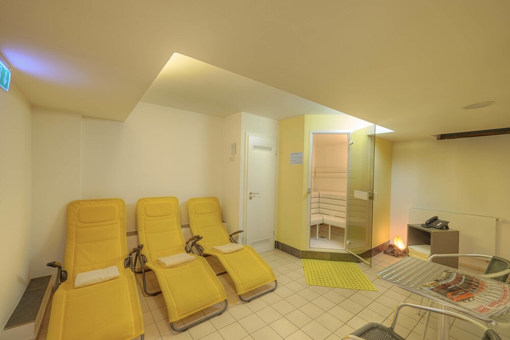 Steam Room