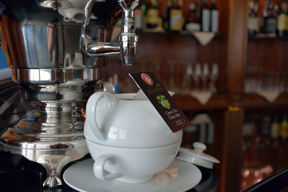 Hotel Bar