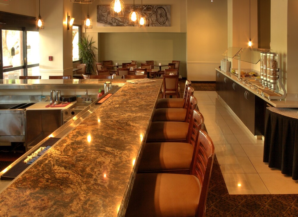 Hotel Lounge