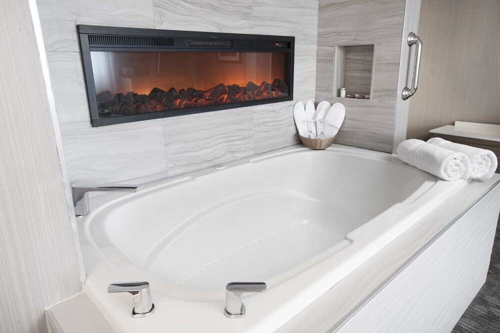 Jetted Tub
