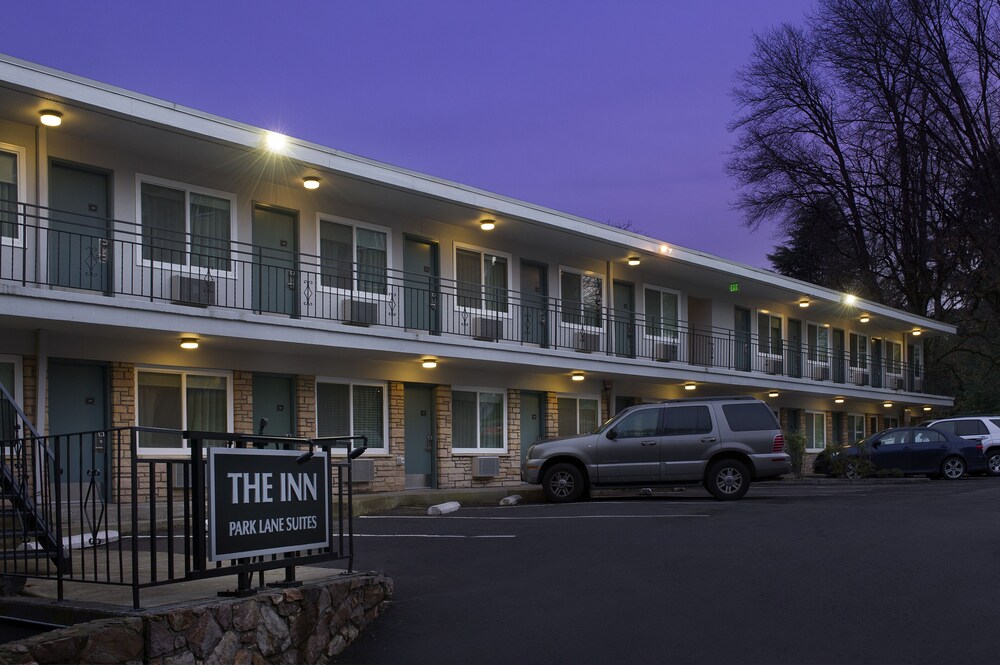 Exterior, Park Lane Suites and Inn