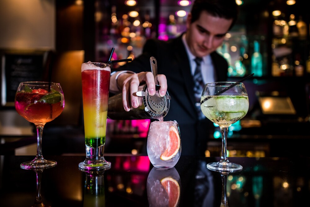Hotel Bar