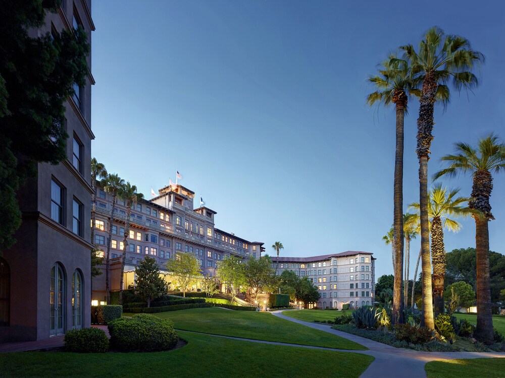 Hotel Front - Evening/Night