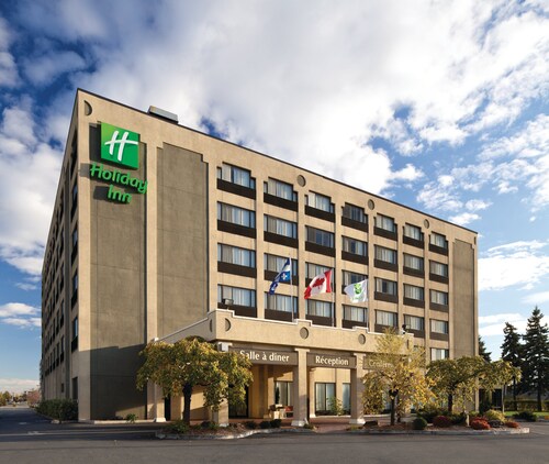 Holiday Inn Montreal Longueuil, an IHG Hotel