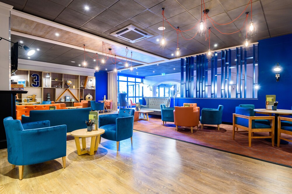 Hotel Bar
