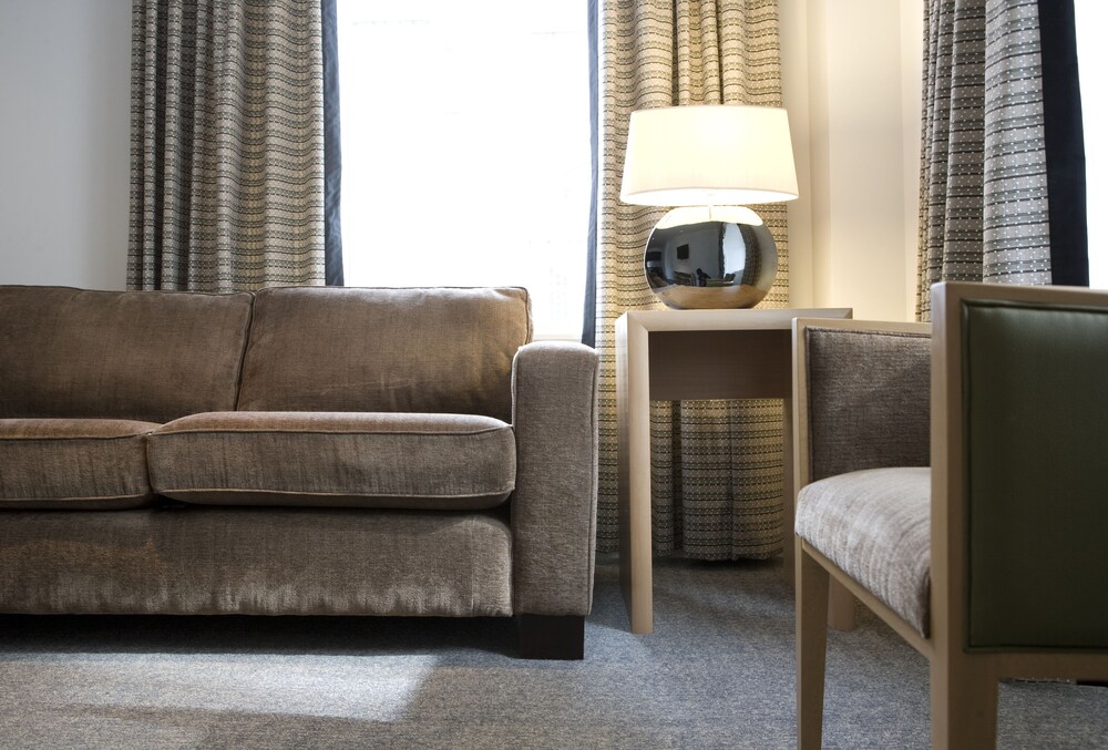 Apartment, 1 Bedroom - Living Room
