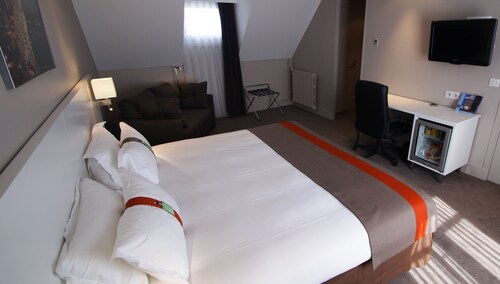 Holiday Inn Paris - Auteuil, an IHG Hotel