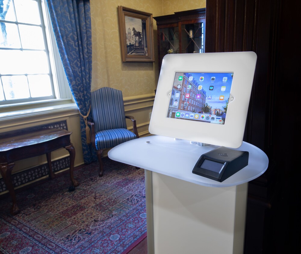 Check-in/out kiosk