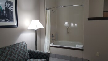 Jetted Tub